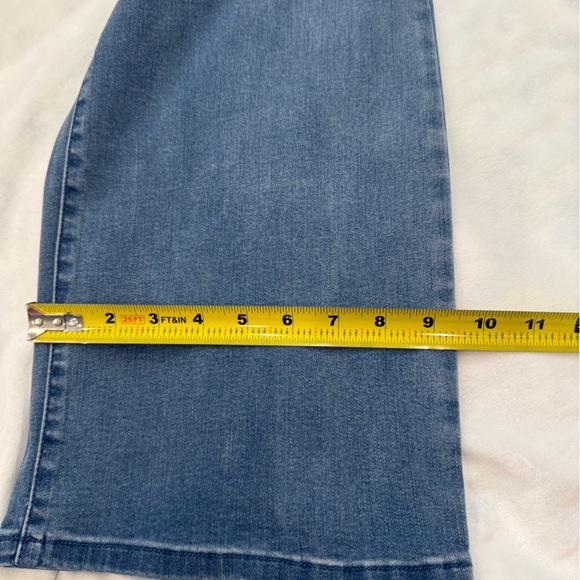 Soft Surrounding, Classic Blue Women's Pull-on Jeans, Large - Picture 12 of 15